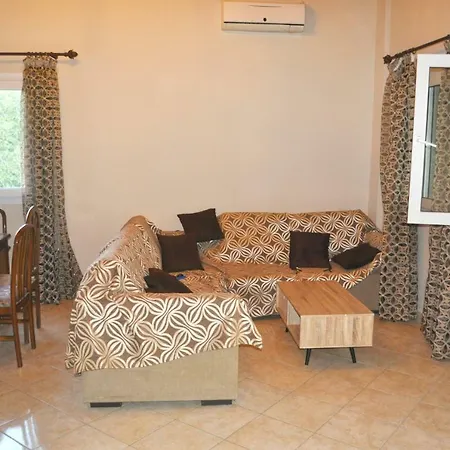 Holiday House 